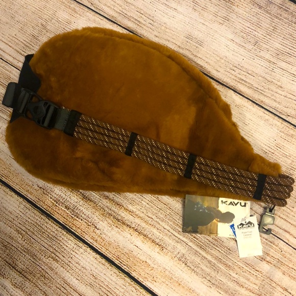 KAVU - Rope Fuzz Bag NWT - Picture 8 of 11